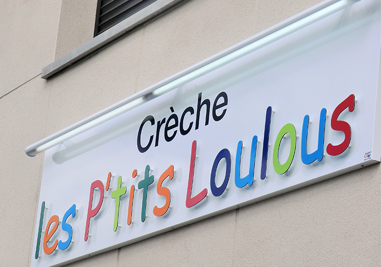 Crèche les p'tits loulous - COP Publicite